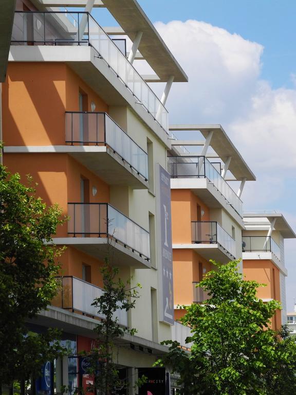 Villa Val Senart 1Ere Avenue Quincy-sous-Senart Екстер'єр фото