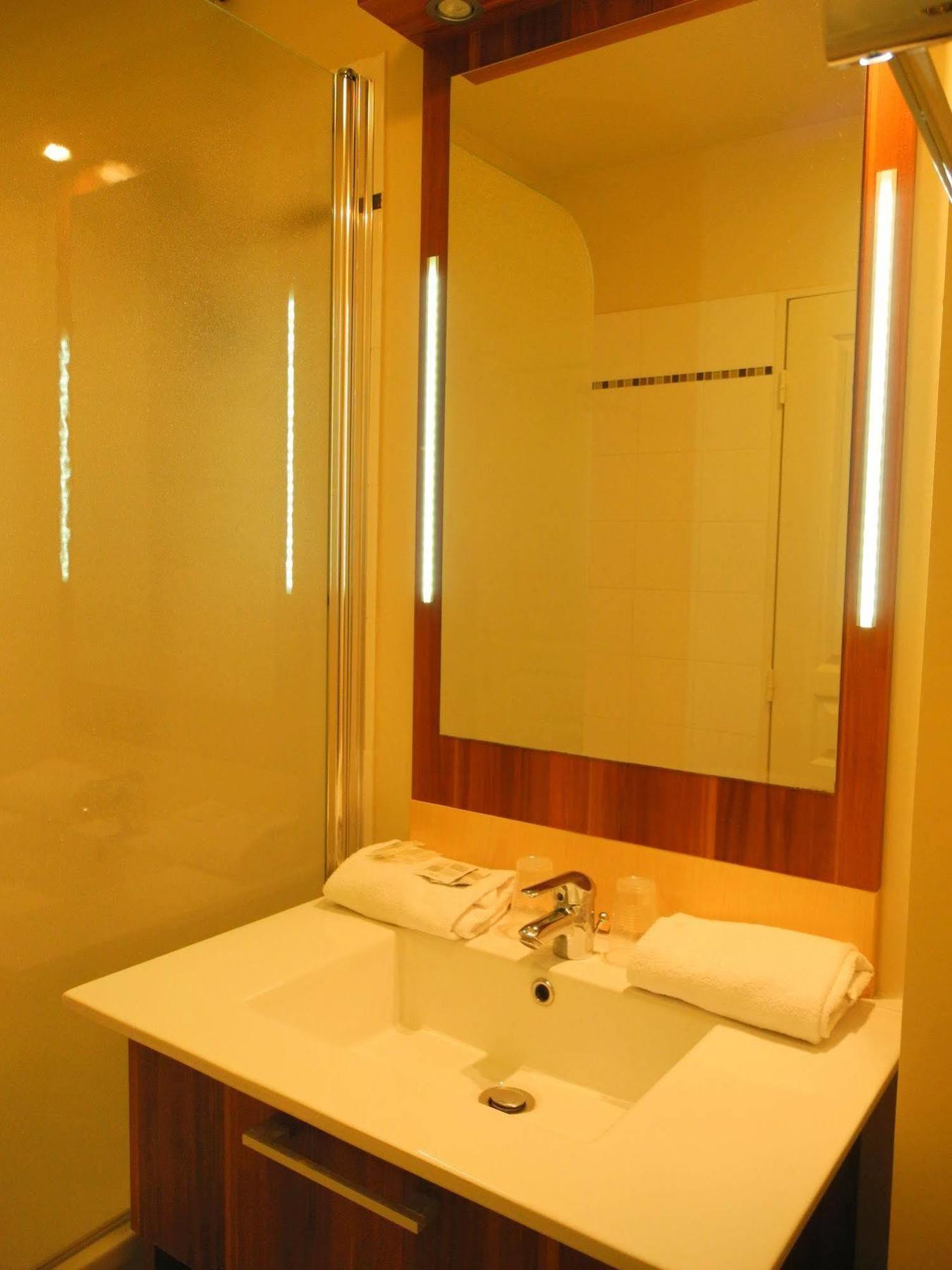 Villa Val Senart 1Ere Avenue Quincy-sous-Senart Екстер'єр фото